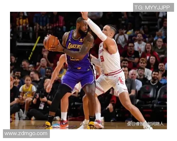 湖人对火箭第五场比赛中戴维斯的得分表现分析与赛后反响 湖人对火箭第五场比赛中戴维斯的得分表现分析与赛后反响